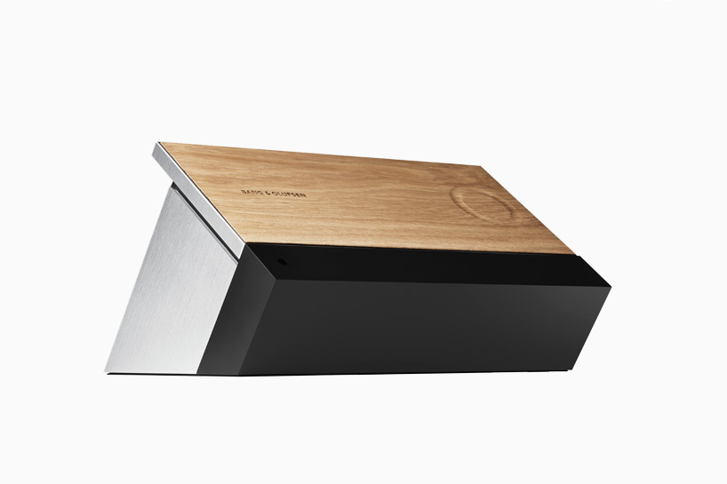 bang-olufsen-beosound-moment-designboom04