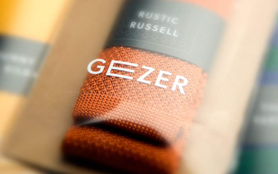 geezer-logo-packaging-closeup