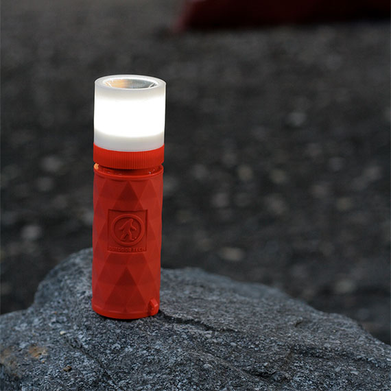 buckshot-pro-portable-speaker-torchlight-570x570