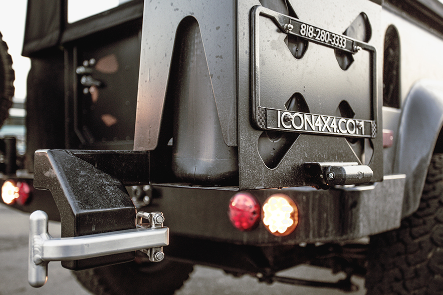 ICON_Land_Rover_D90_Reformer_rear_bumper_carrier