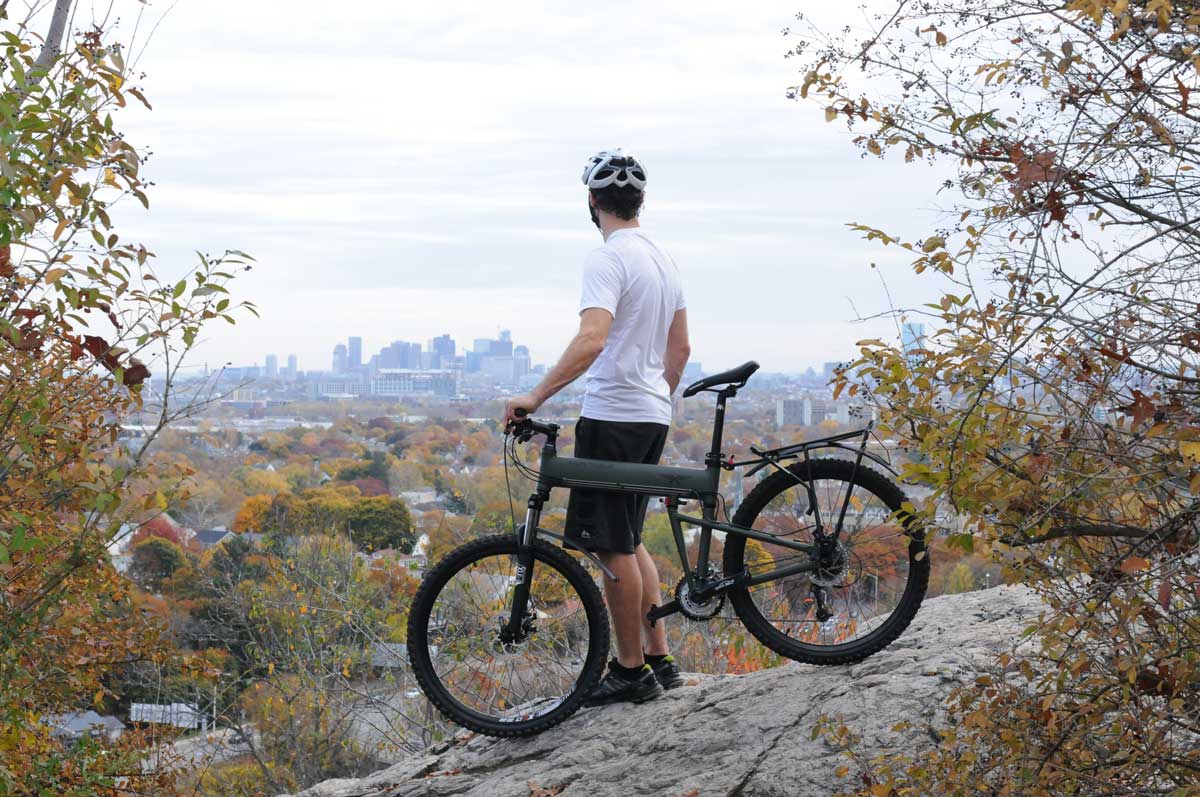 Paratrooper-mountain-overlooking-city