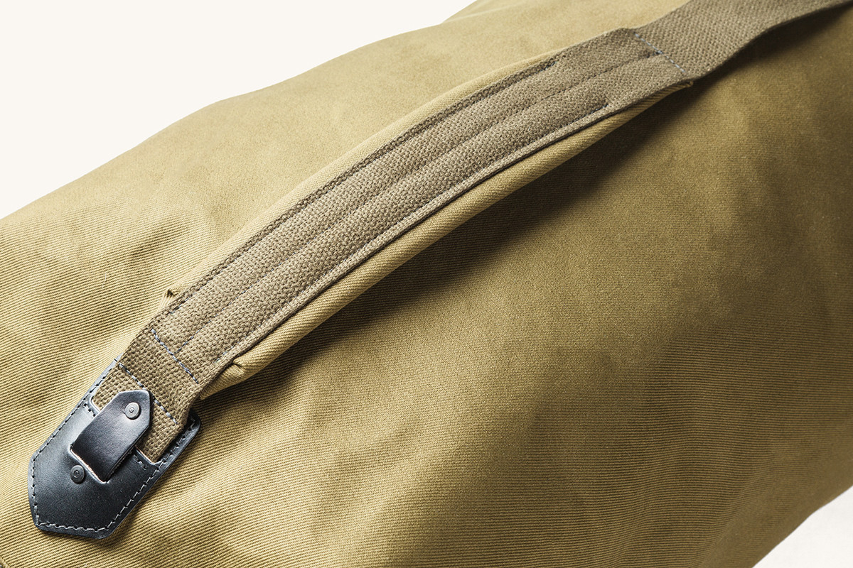 military_duffle_olive_2016_10_2048x2048