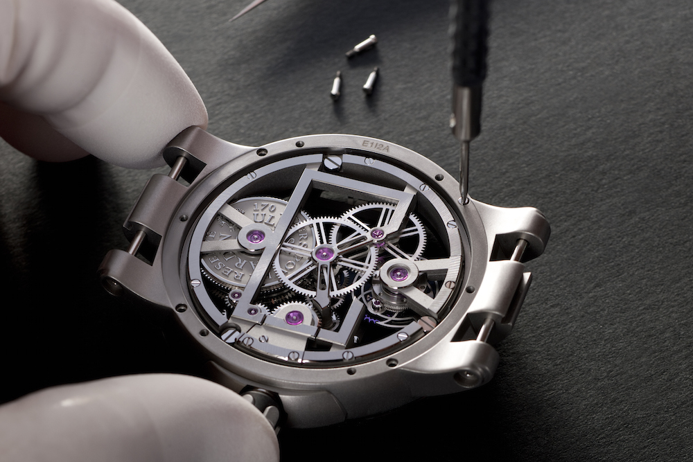 __Executive Skeleton_Tourbillon__